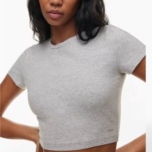 Aritizia Tna Hold-It Ortiz Cropped T-Shirt
